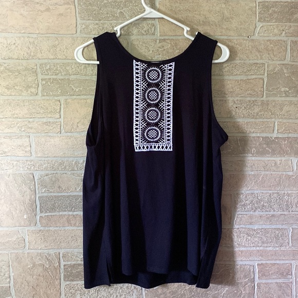 Chelsea & Theodore Tops - ✅Chelsea & Theodore Tank Top